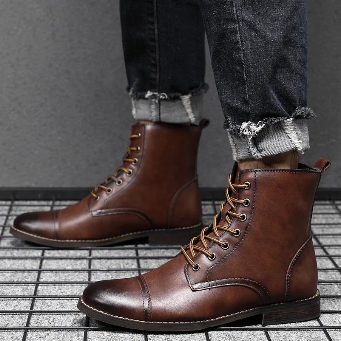 Stivali de Ville Brunies pour Homme