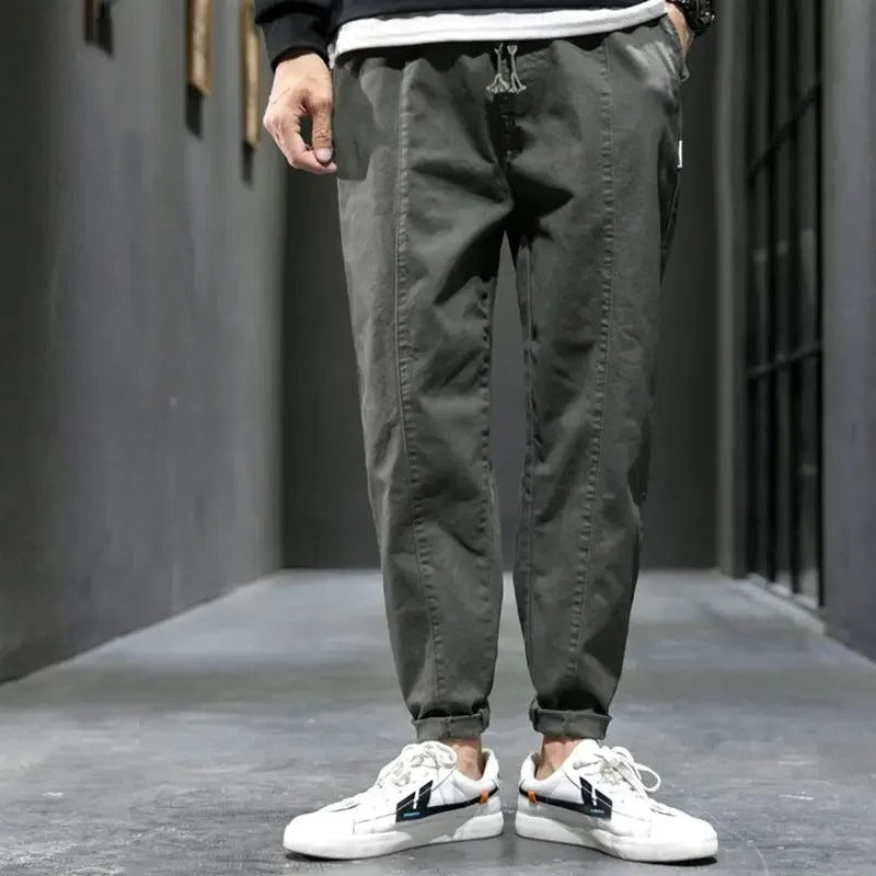POUR LES PANTALONS DE JOGGING FUSELÉS